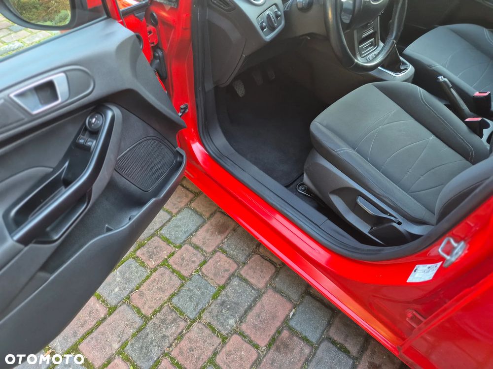 Ford Fiesta - 8