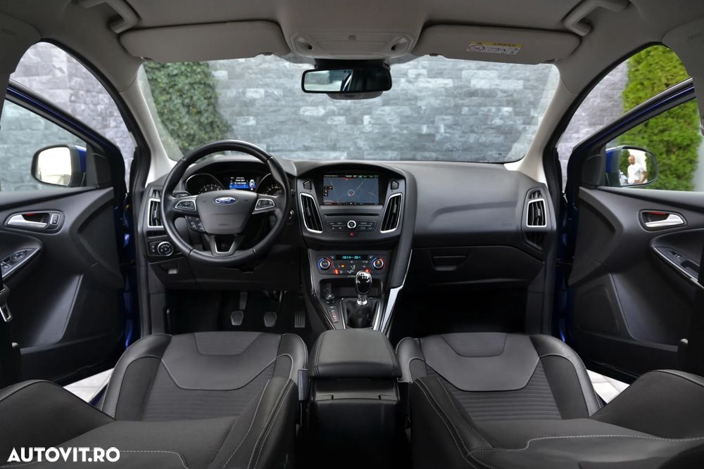 Ford Focus 1.0 EcoBoost Titanium - 6