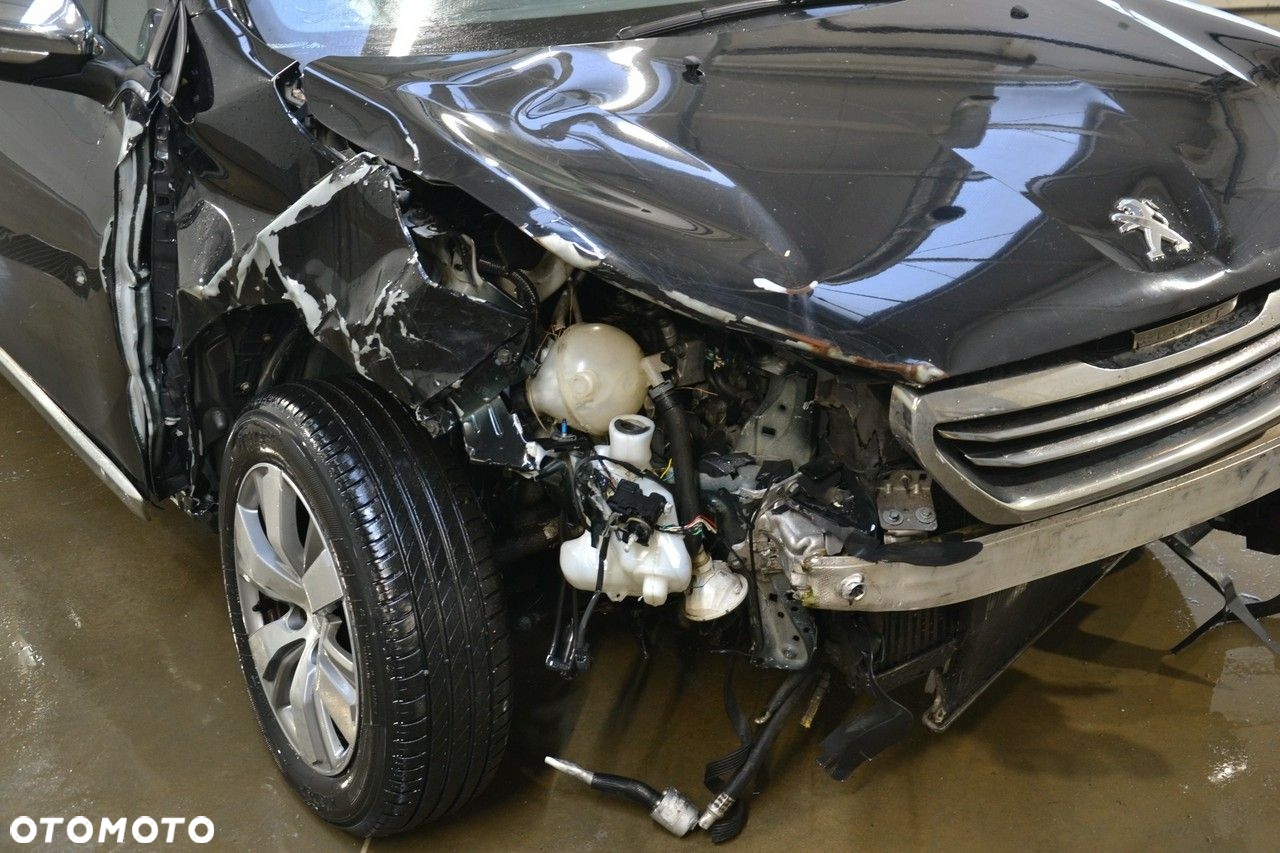Peugeot 2008 - 10