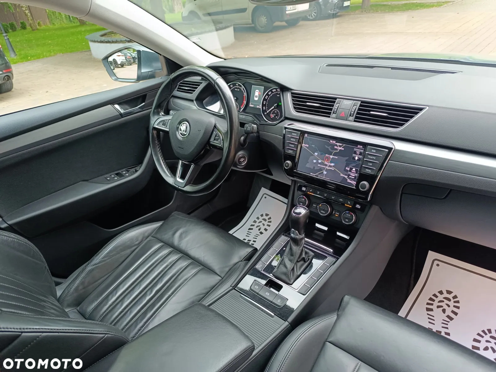 Skoda Superb 1.4 TSI ACT DSG Ambition - 33