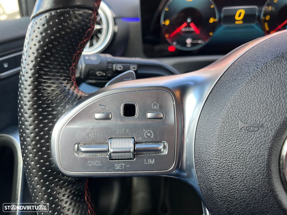 Mercedes-Benz A 250 e AMG Line - 18