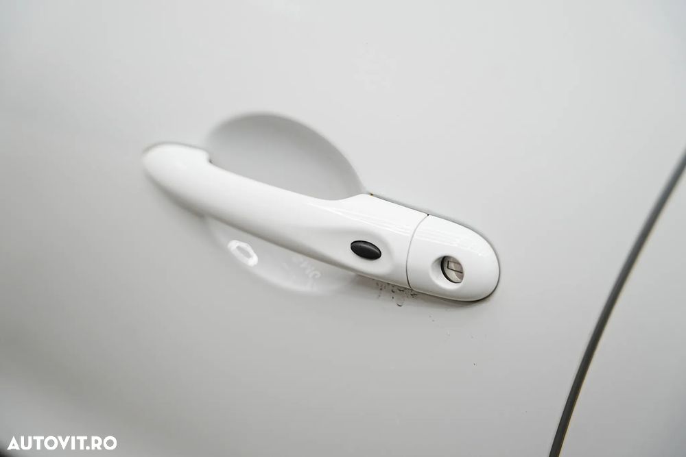 Renault Clio (Energy) TCe 90 Start & Stop LIMITED - 12