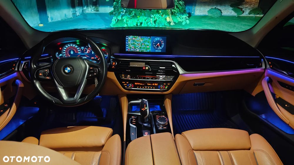 BMW Seria 5 - 38
