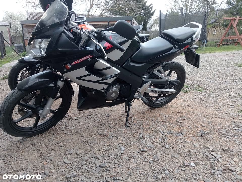 Honda CBR - 1