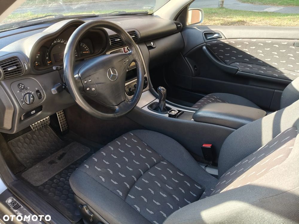 Mercedes-Benz Klasa C 200 Kompressor Automatik - 5