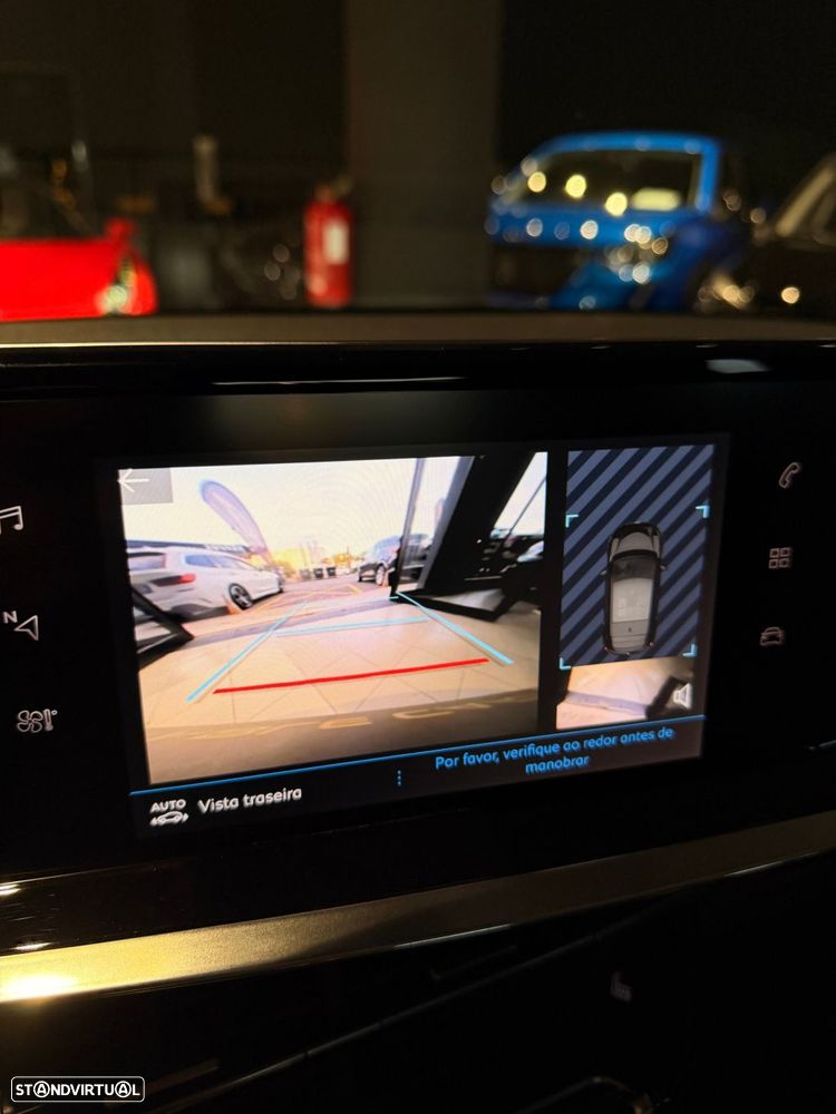 Peugeot 208 1.2 PureTech Allure - 26