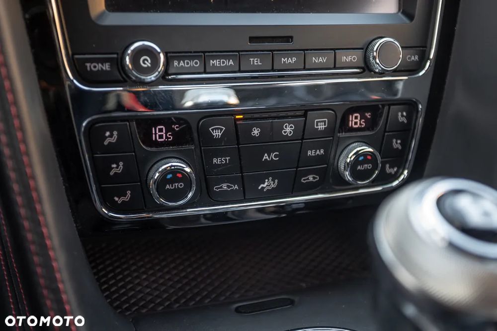 Bentley Continental GT - 29