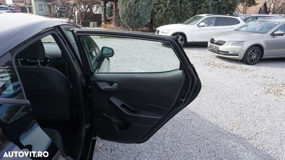 Ford Fiesta 1.1 S&S TITANIUM - 12