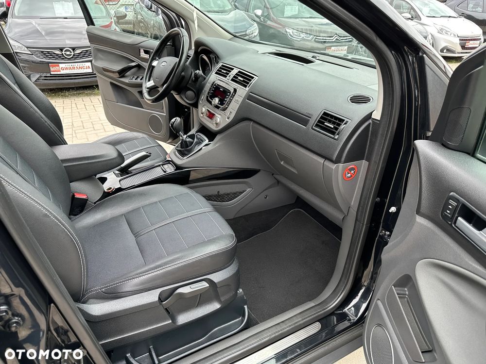 Ford Kuga - 20
