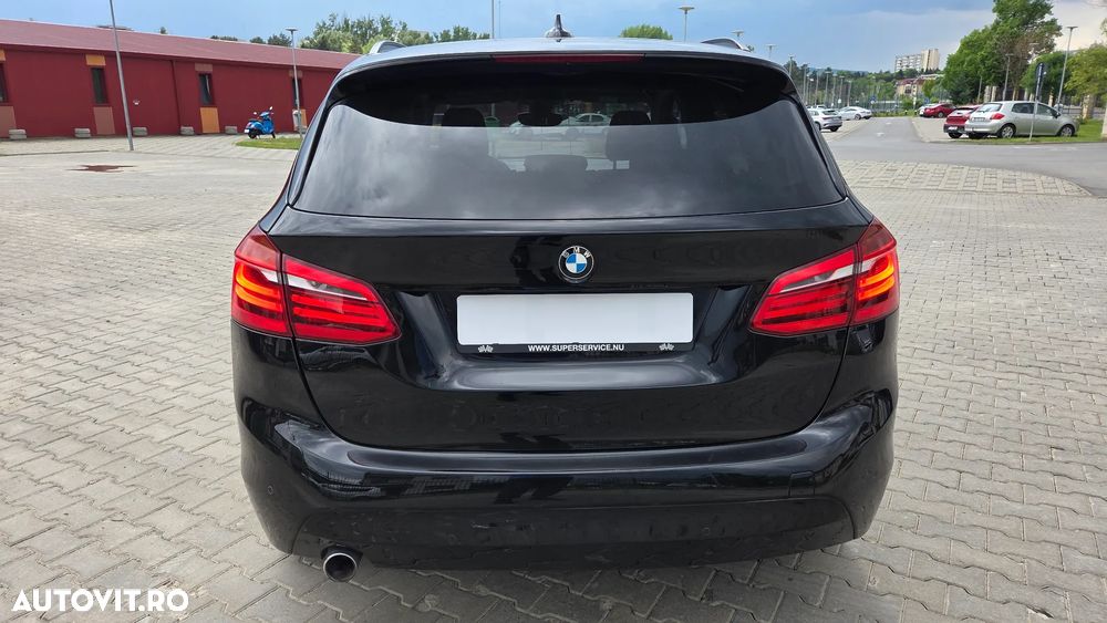 BMW Seria 2 216d Aut. Sport Line - 28