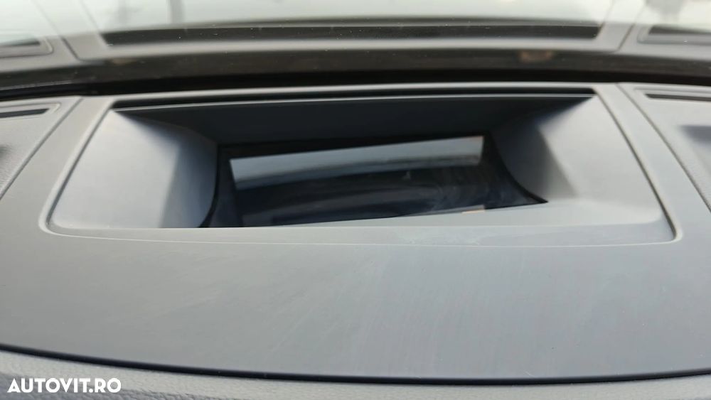 Volkswagen Touareg 3.0 V6 TDI 4Motion DPF Automatik Elegance - 16