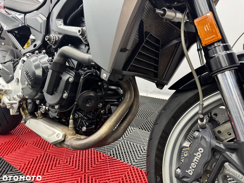BMW R - 38