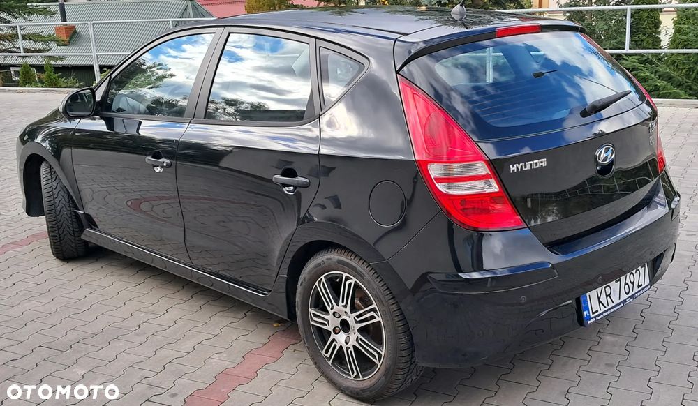 Hyundai i30 1.4 FIFA WM Edition - 6