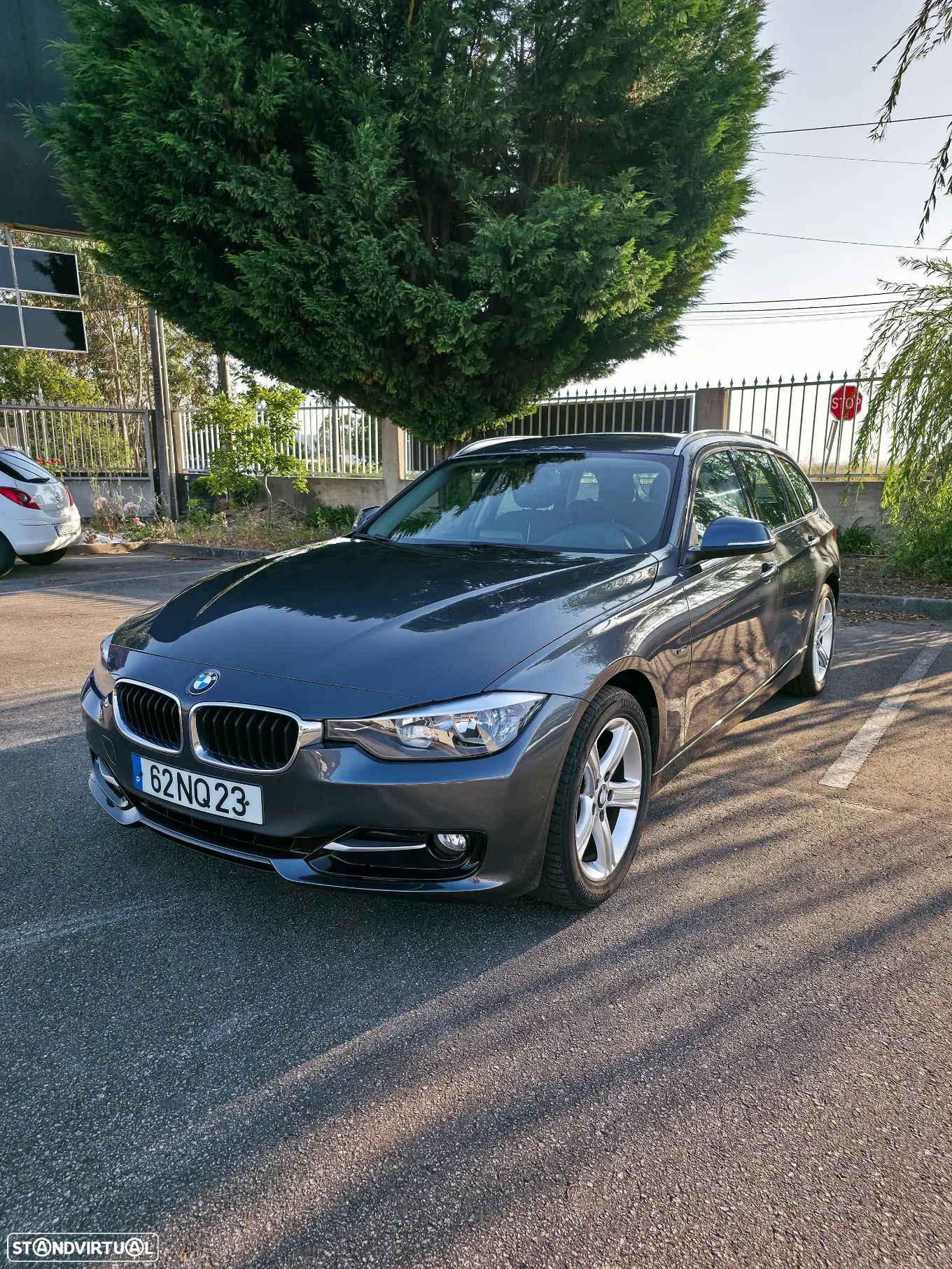 BMW 318 d Touring Line Sport - 1
