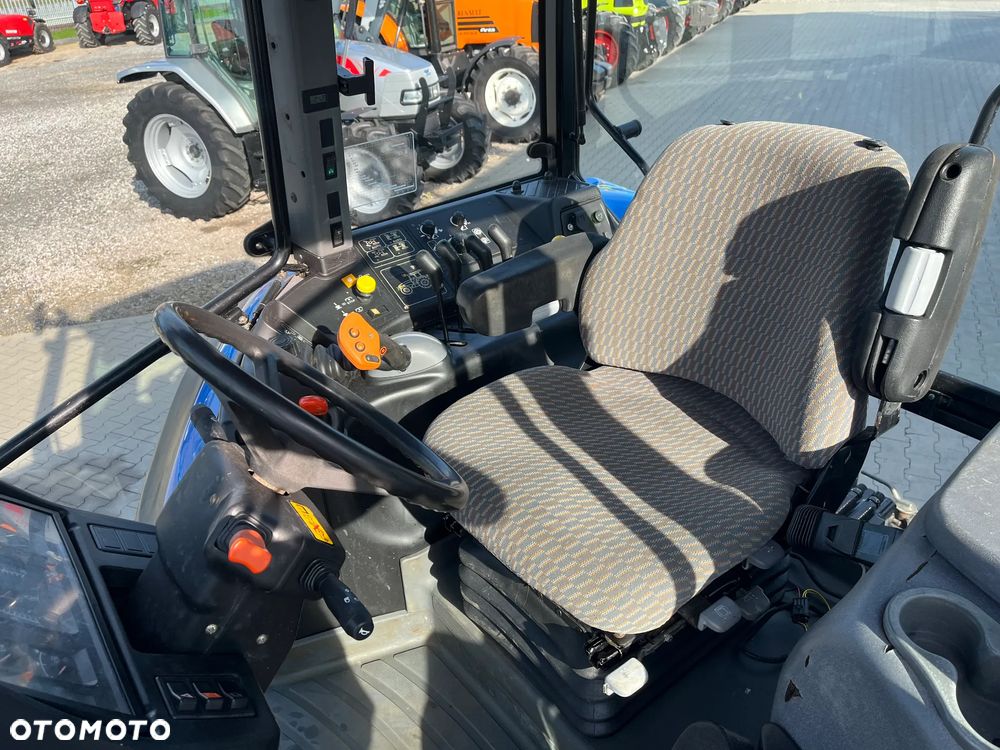 New Holland TM 120 - 12