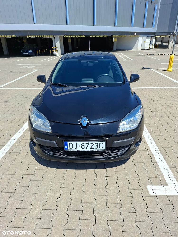 Renault Megane 1.6 Avantage - 11