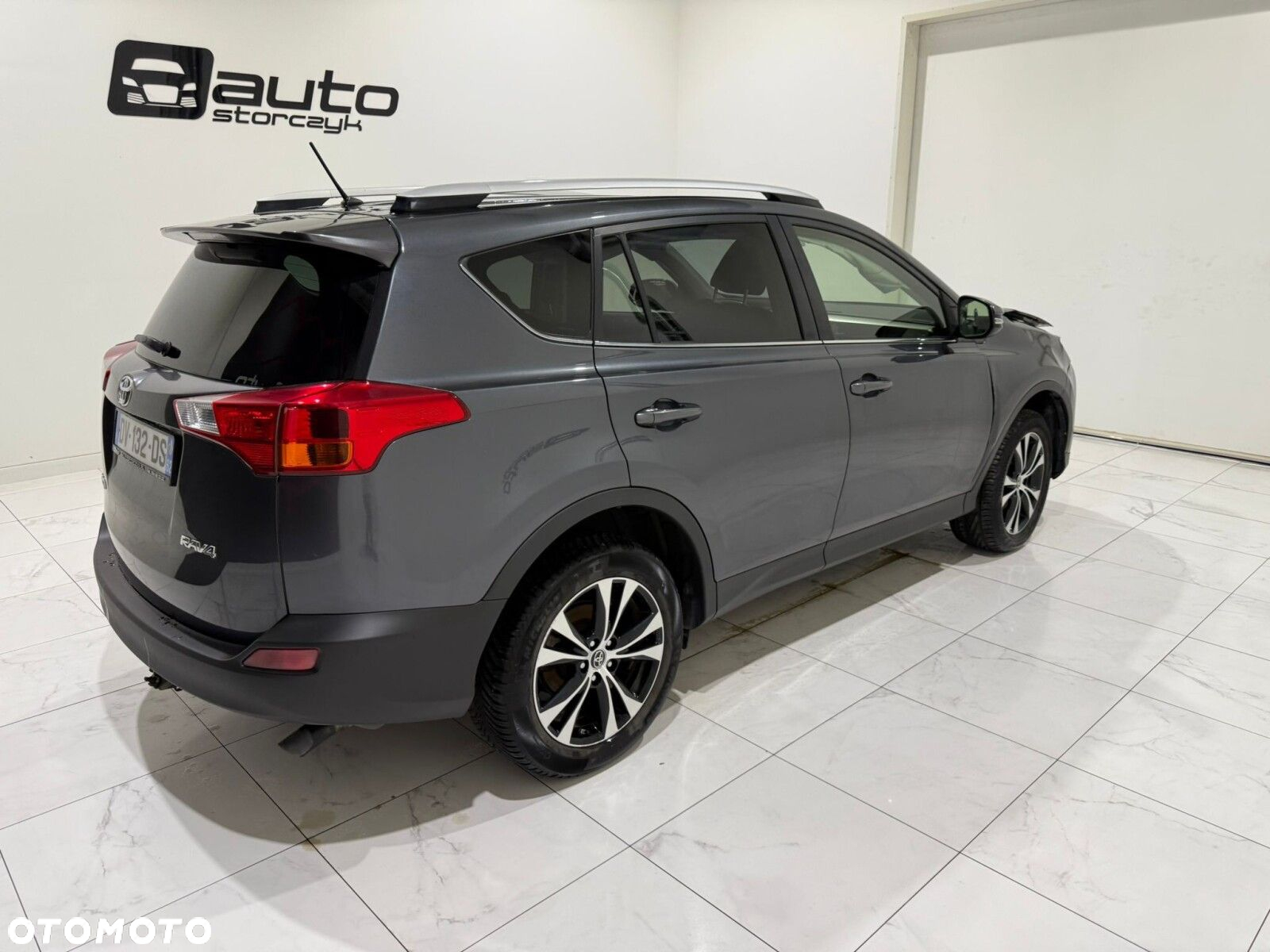Toyota RAV4 - 16