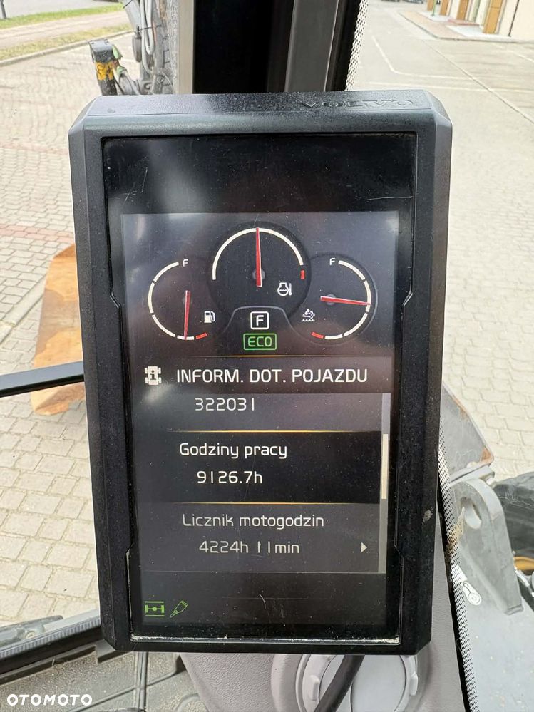 Volvo EWR 150E ROTOTILT ENGCON SYSTEM 3D ZESTAW 4 ŁYŻKI, NÓŻ, SZCZOTKA - 26