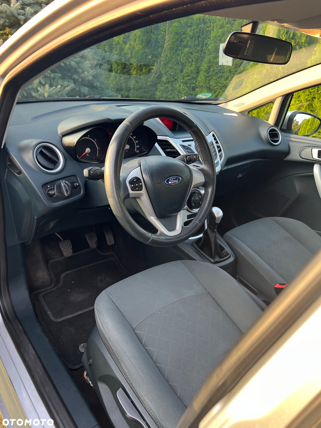 Ford Fiesta - 9
