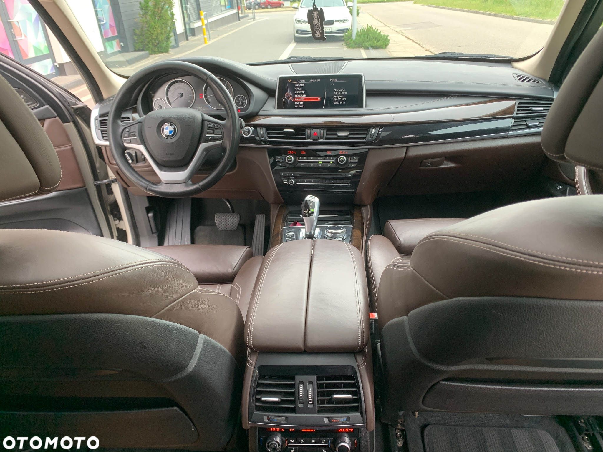 BMW X5 xDrive35i - 13