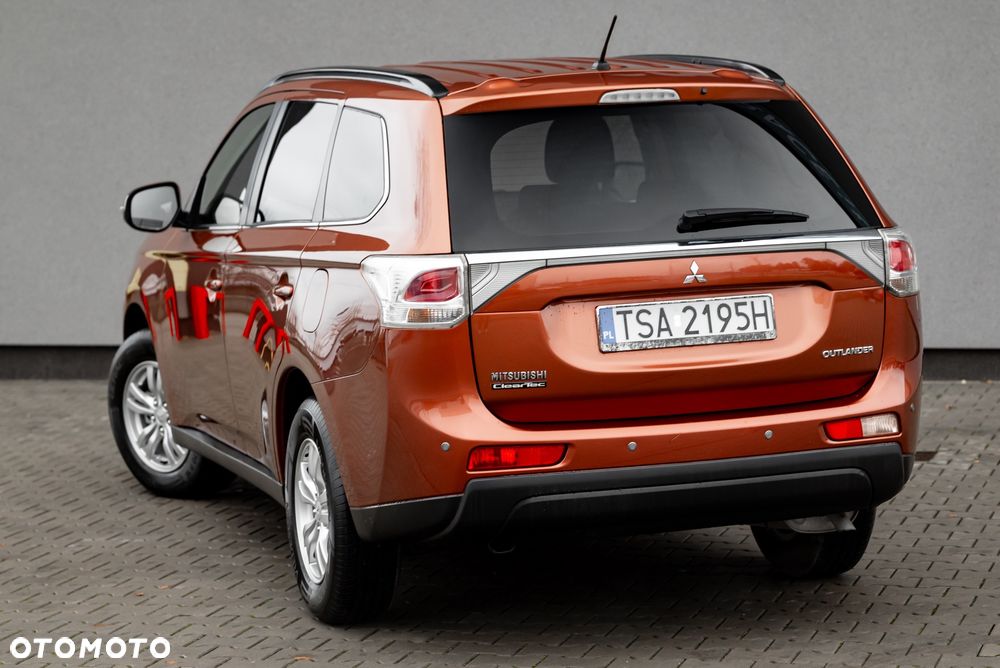 Mitsubishi Outlander 2.0 2WD Spirit - 12