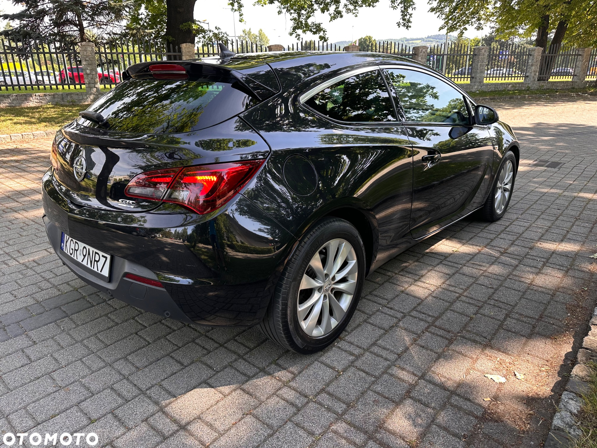 Opel Astra GTC 1.6 CDTI DPF ecoFLEX Start/Stop Active - 3