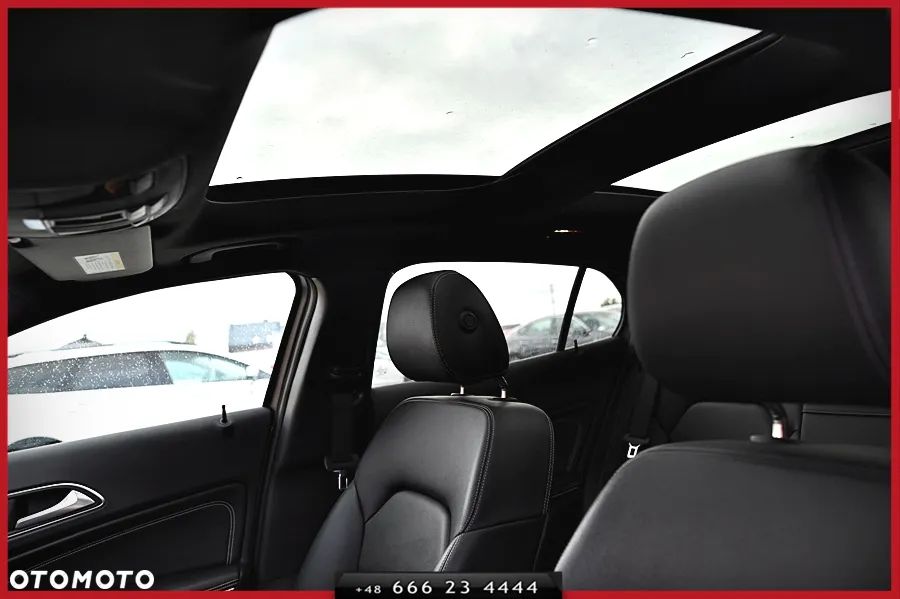 Mercedes-Benz GLA 250 7G-DCT AMG Line - 16