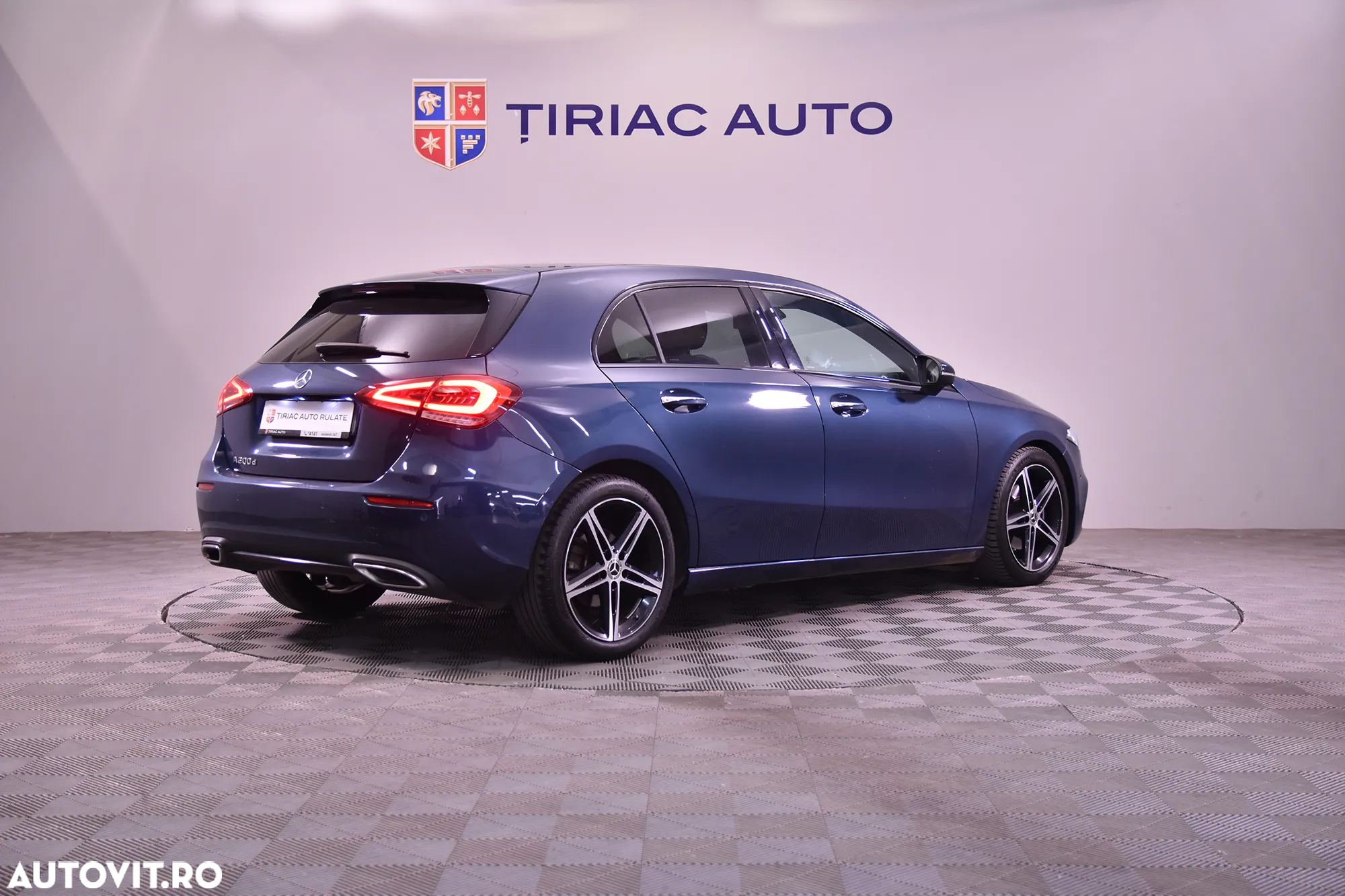 Mercedes-Benz A 200 d 8G-DCT - 4