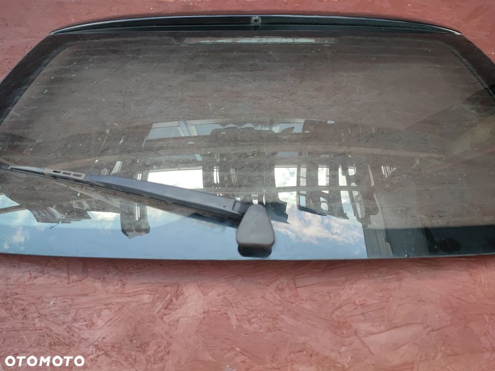 BMW E39 TOURING / KOMBI ORYGINALNA RAMKA SZYBY TYŁ + SZYBA TYŁ + WYCIERACZKA BEZ RDZY RARYTAS O NR.  41 62 8 220 962 OEM W BARDZO DOBRYM STANIE - 5