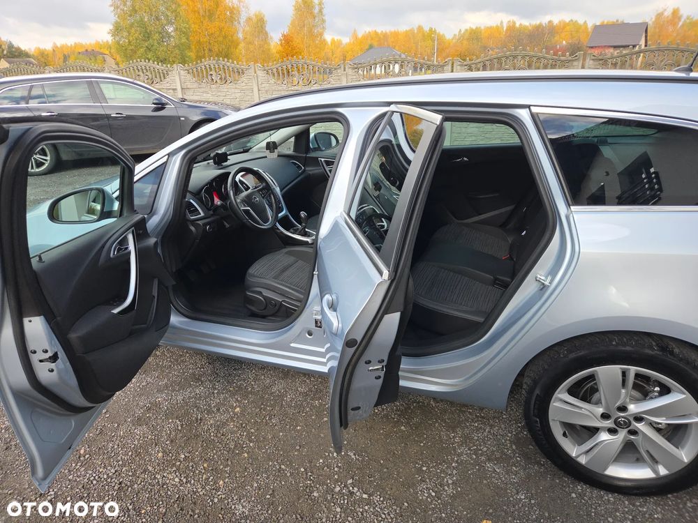 Opel Astra - 25