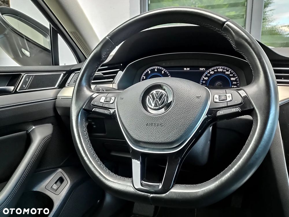 Volkswagen Passat 2.0 TSI BMT Comfortline DSG - 16