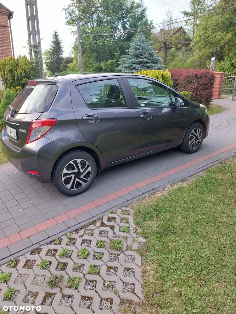 Toyota Yaris 1.0 Active - 5