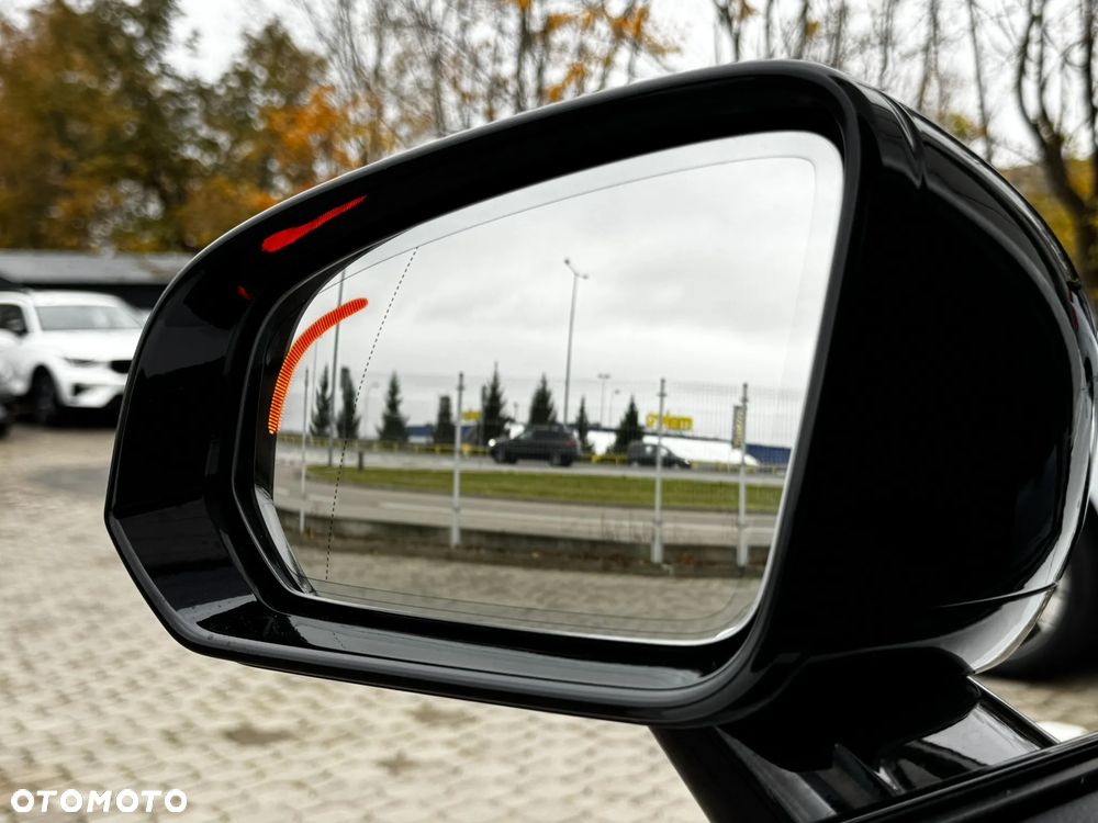 Volvo V90 B4 B R-Design - 27