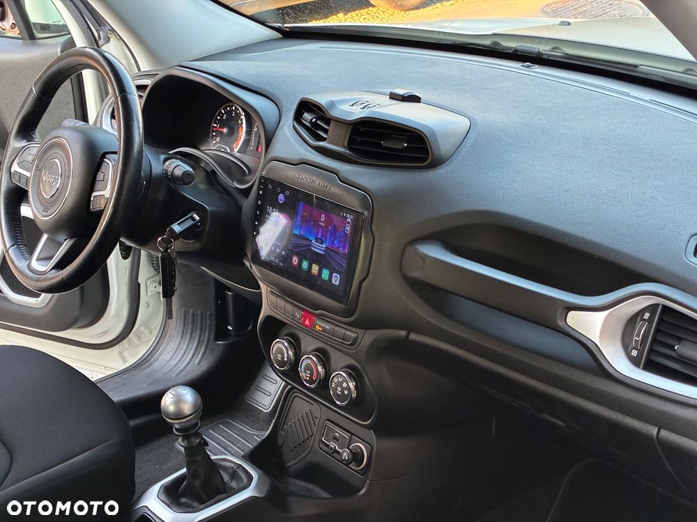 Jeep Renegade - 22