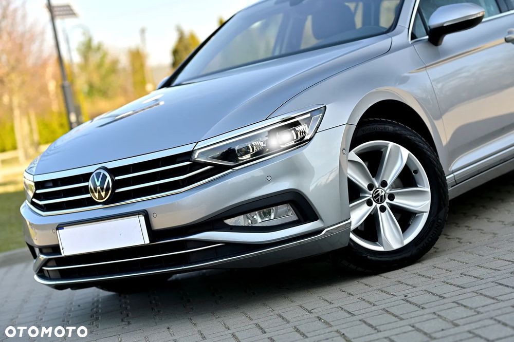 Volkswagen Passat 2.0 TDI EVO Elegance DSG - 8