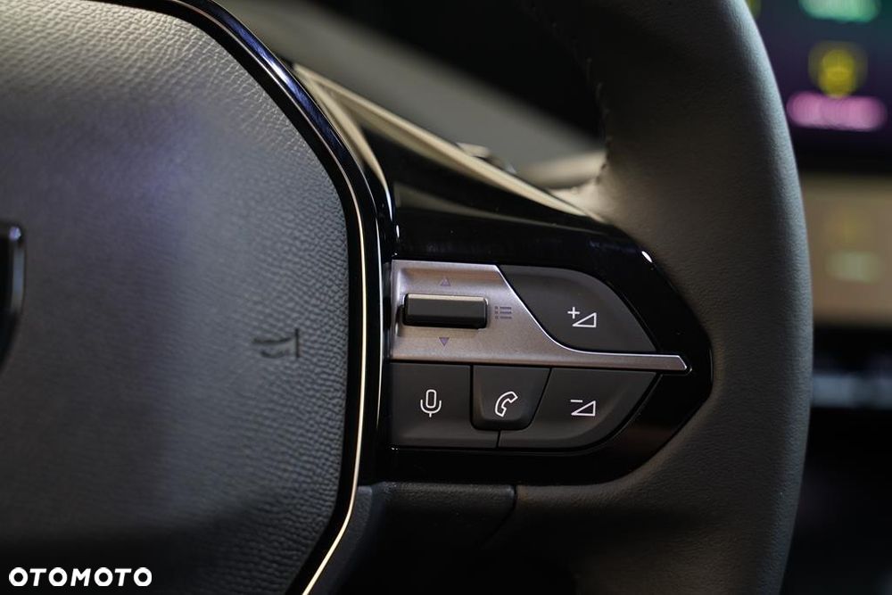 Peugeot 408 1.2 PureTech mHEV Allure S&S e-DSC6 - 16