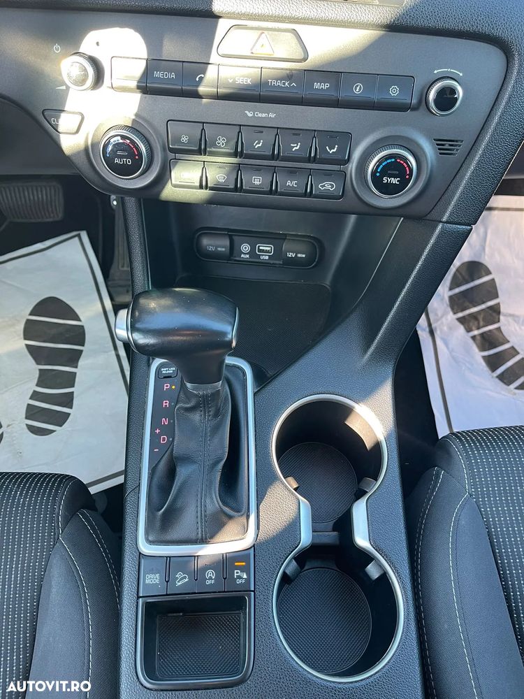 Kia Sportage 1.7 CRDI 2WD Aut. Vision - 2