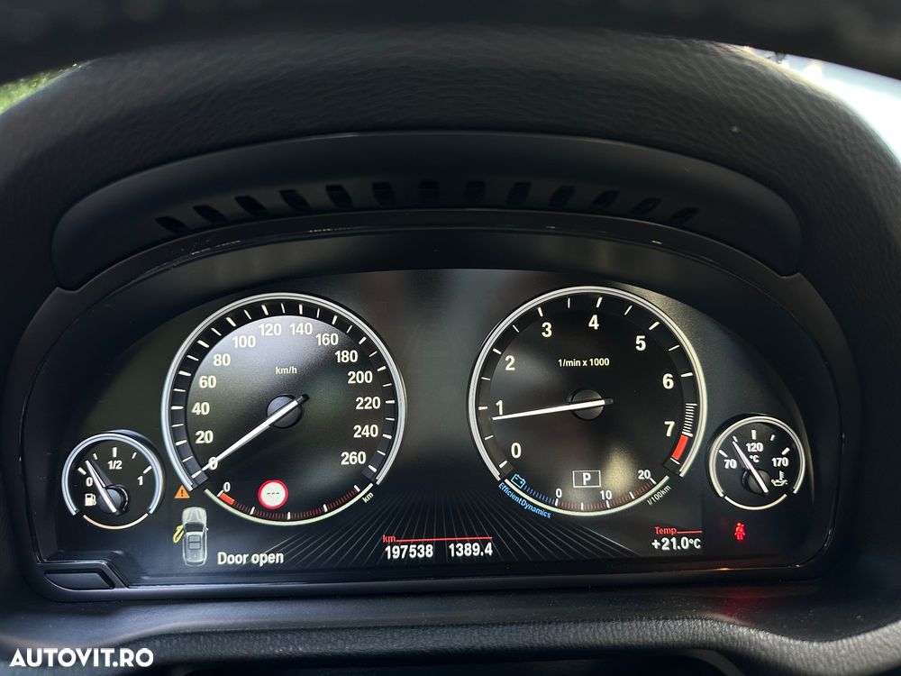 BMW X3 xDrive20i - 13