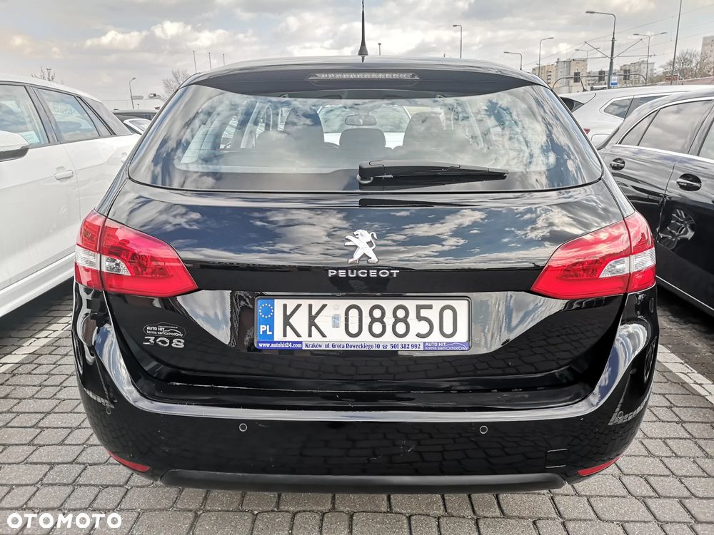Peugeot 308 1.5 BlueHDi Active S&S EAT6 - 4