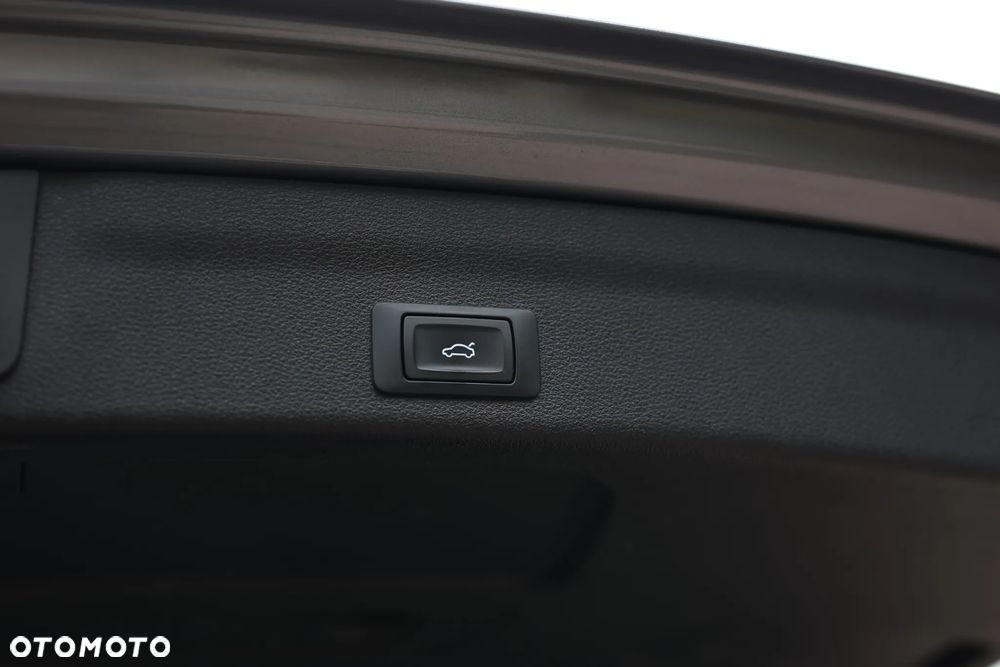 Audi A6 Avant 35 TDI S tronic - 32