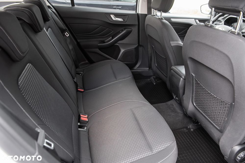 Ford Focus 1.5 EcoBlue Start-Stopp-System TITANIUM - 30