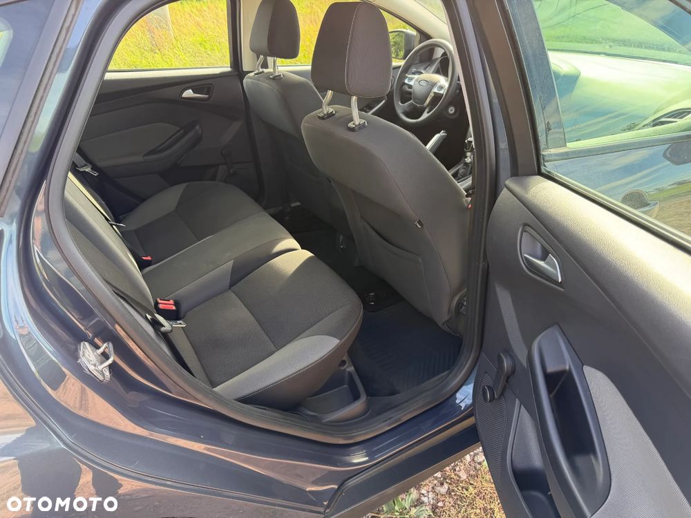 Ford Focus - 19