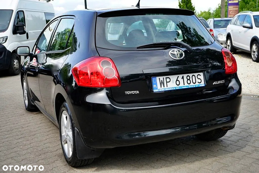 Toyota Auris 1.4 D-4D - 4