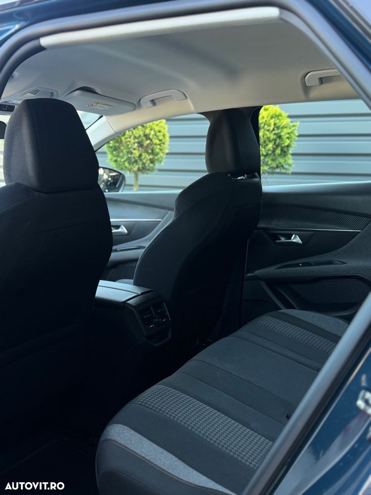 Peugeot 3008 PureTech 130 Stop & Start GPF Active Pack - 8