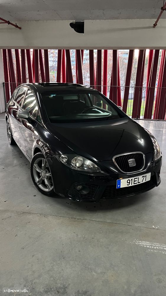 SEAT Leon 2.0 TDI FR - 1