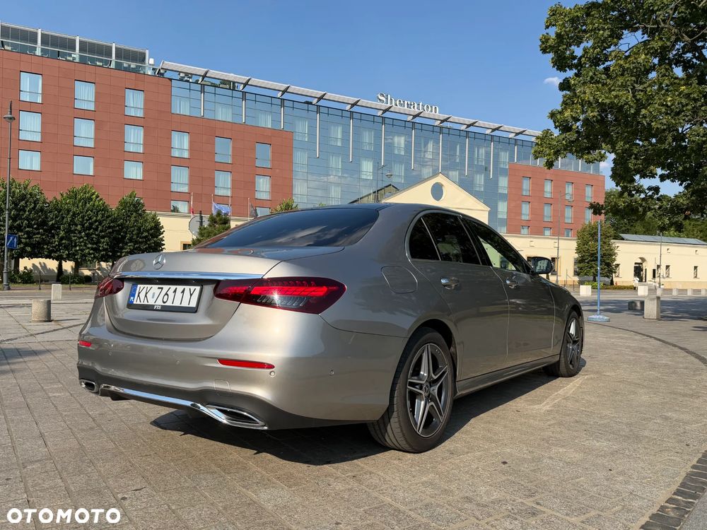 Mercedes-Benz Klasa E 220 d 4-Matic AMG - 4