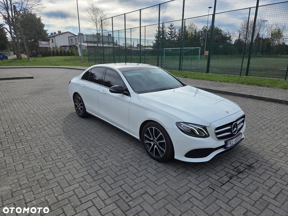 Mercedes-Benz Klasa E 220 d 9G-TRONIC - 1