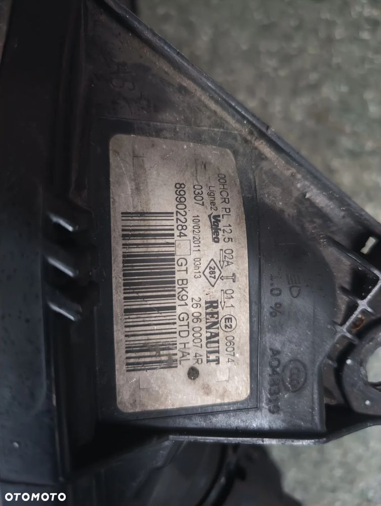 Renault Laguna III lampa przednia prawa lewa 260600074R 260100041R - 11