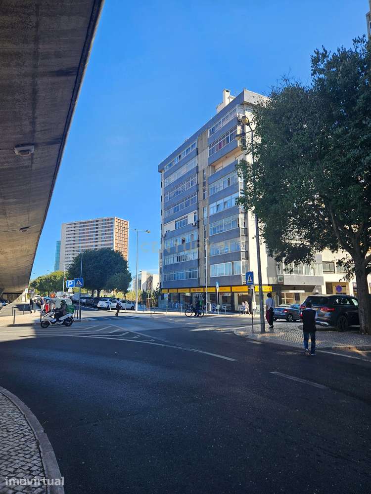 Loja Moderna em Moscavide, Loures - Grande imagem: 5/7