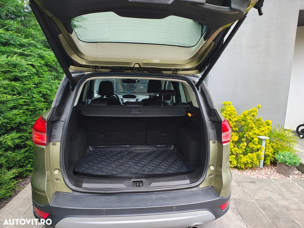 Ford Kuga 2.0 TDCi 4WD Powershift Titanium - 8